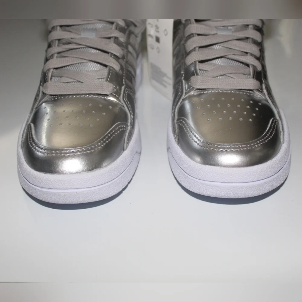 โจ๐โจ NWOB ADIDAS Entrap Mid Silver Metallic - Picture 15 of 16